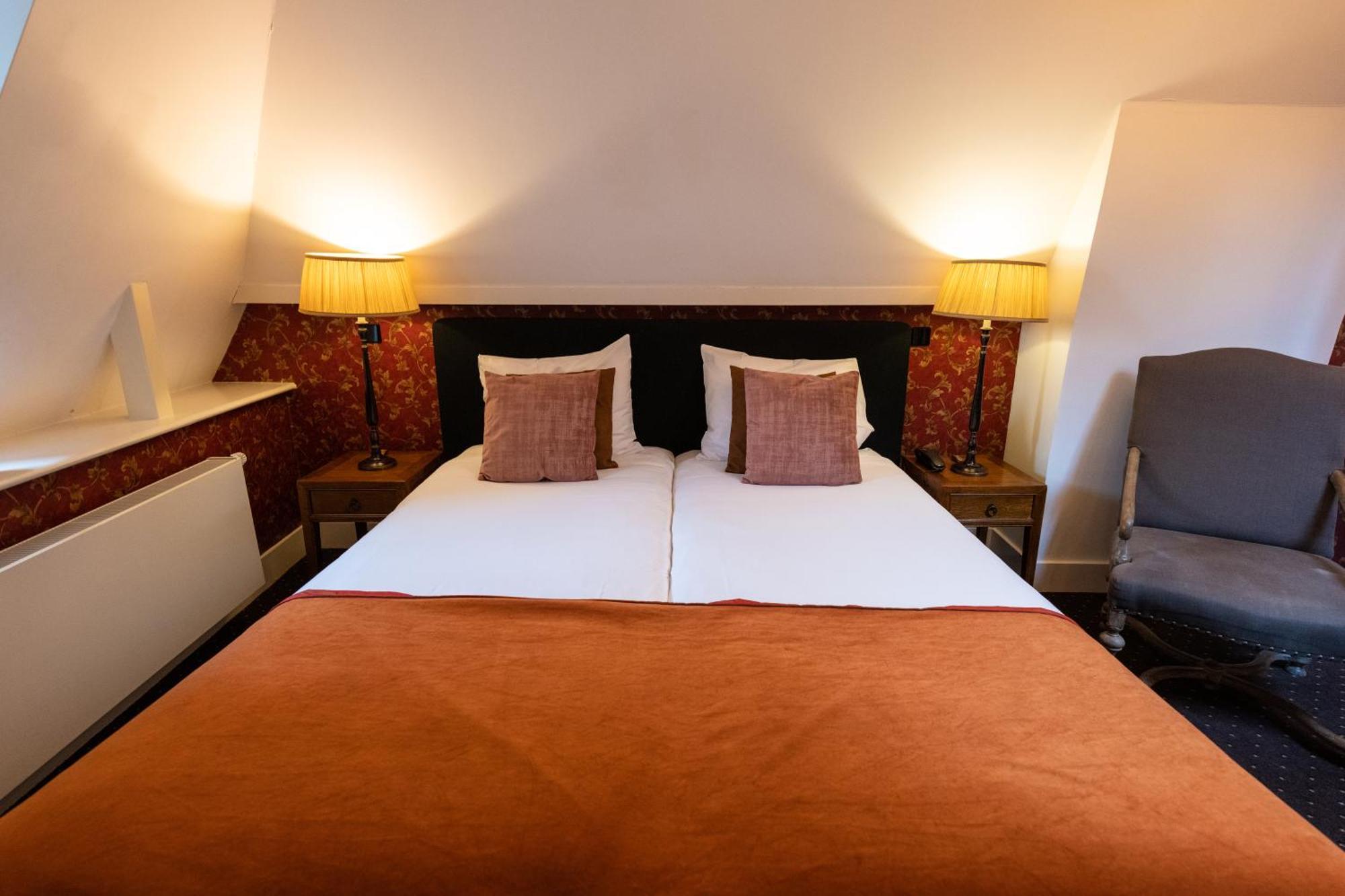 Grand Boutique Hotel-Restaurant Huis Vermeer デーフェンター 部屋 写真